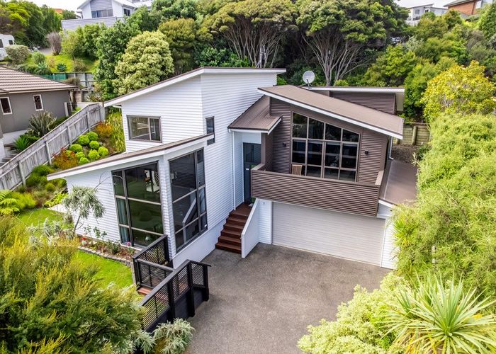  at 37 Navigation Drive, Whitby, Porirua, Wellington