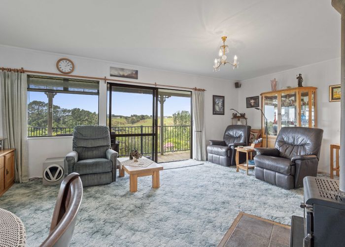  at 5C Lindaver Grove, Merrilands, New Plymouth