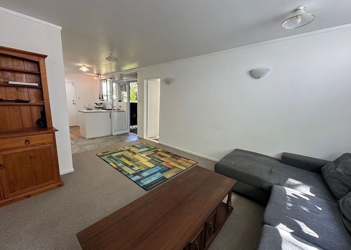  at 11 Roberts Road, Glenfield, North Shore City, Auckland