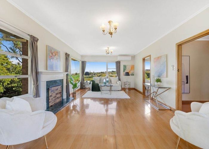  at 33 Herd Road, Hillsborough, Auckland City, Auckland