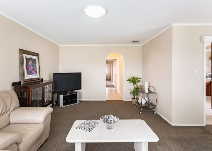  at 36 Butley Drive, Farm Cove, Manukau City, Auckland