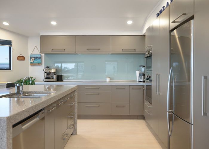 For sale 1008A Papamoa Beach Road, Papamoa Beach, Tauranga, Bay Of