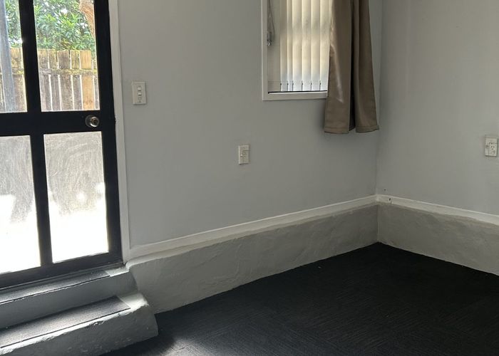  at 31 Waimai Avenue, Weymouth, Manukau City, Auckland