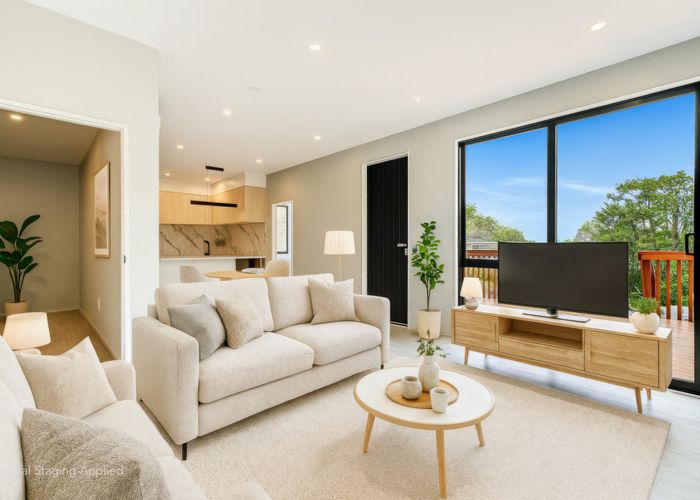  at 2 Kama Place, Sunnynook, North Shore City, Auckland