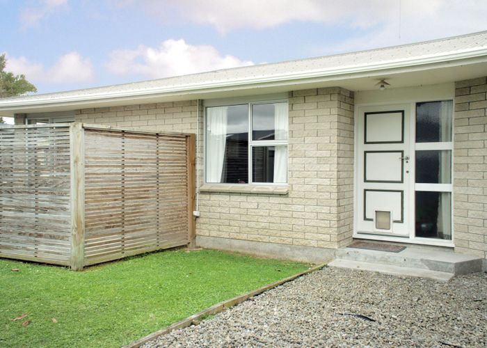  at 27 Meadowbrook Drive, Cloverlea, Palmerston North