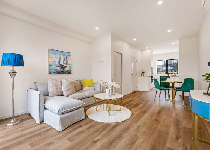  at 293C Flat Bush School Road, Flat Bush, Manukau City, Auckland