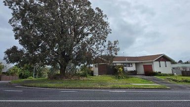  at 43 Murvale Drive, Bucklands Beach, Auckland