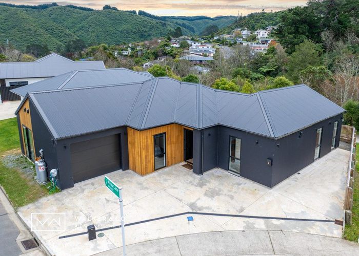  at 2 Nikau Lane, Timberlea, Upper Hutt, Wellington