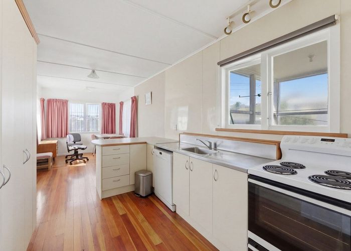  at 278 Mangorei Road, Merrilands, New Plymouth, Taranaki