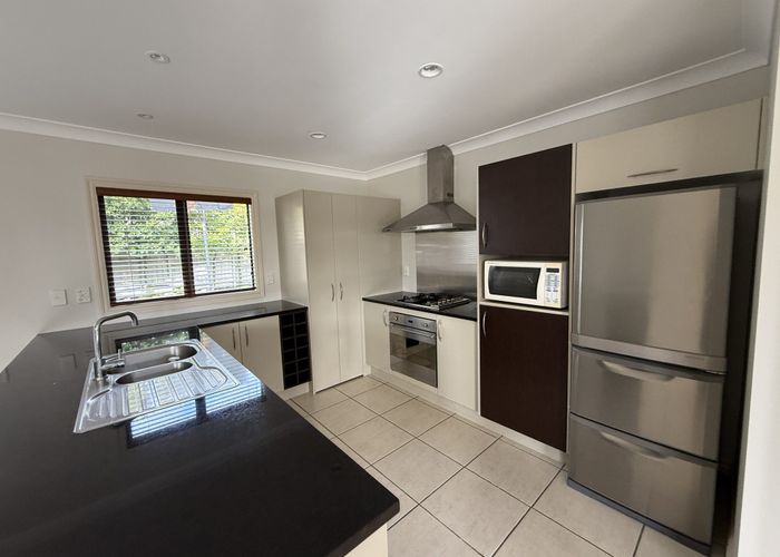  at 11 Dunvegan Rise, Dannemora, Manukau City, Auckland