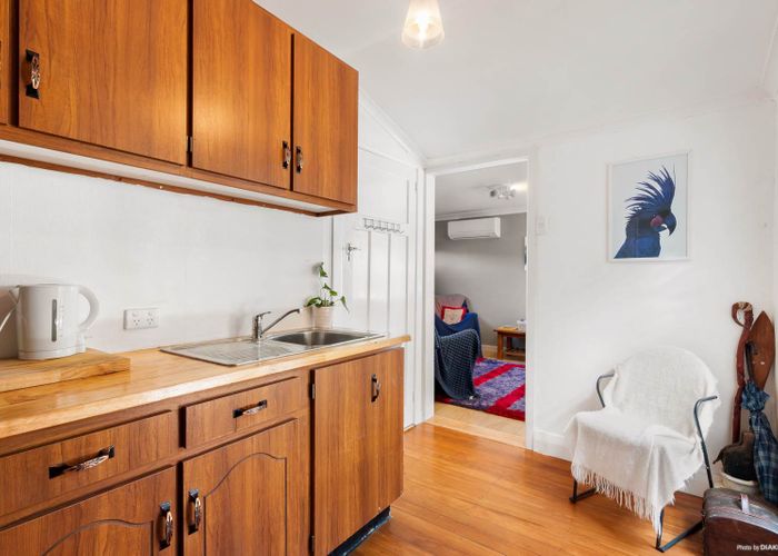  at 52 Binns Road, Karioitahi