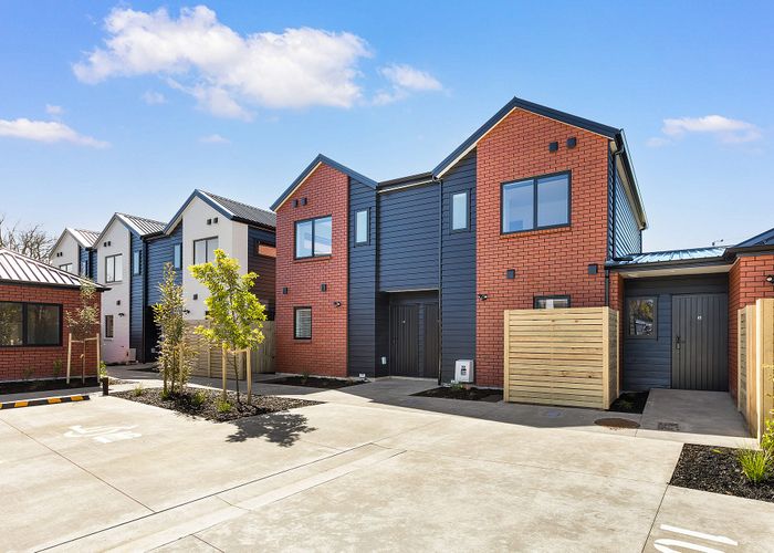  at 11/6 Fend Street, Chartwell, Hamilton, Waikato