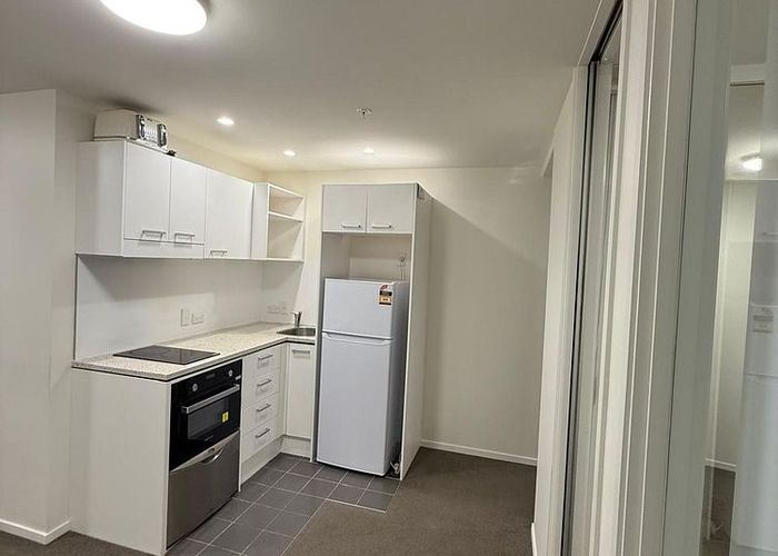  at 13N/135 Victoria Street West, Auckland Central, Auckland