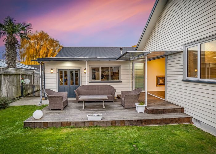  at 139 Centaurus Road, Saint Martins, Christchurch