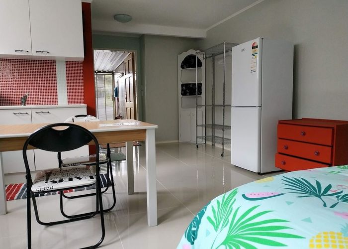  at 28 Rotoiti Avenue, Pakuranga Heights, Manukau City, Auckland