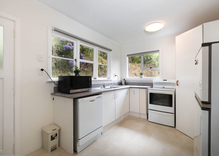  at 34 Lyndhurst Road, Tawa, Wellington, Wellington