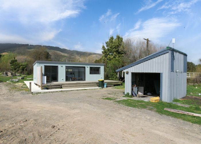  at 139 South Manakau Road, Manakau, Otaki