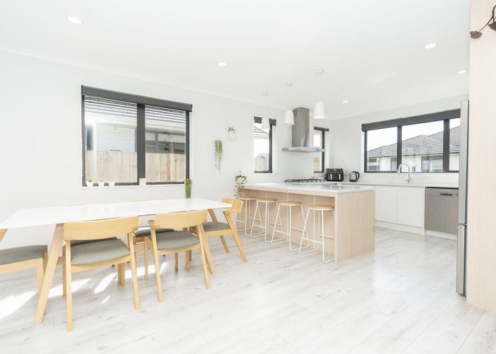  at 52 Maggie Place, Chartwell, Hamilton