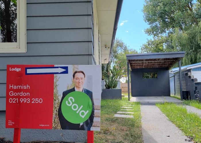  at 52 Morris Road, Hillcrest, Hamilton