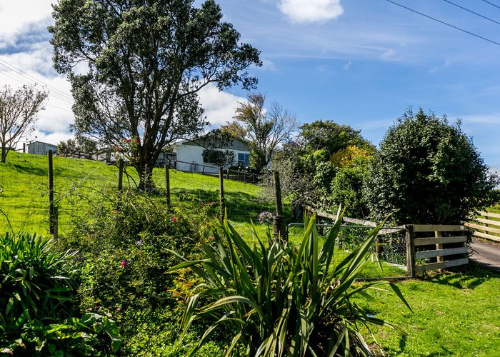  at 43 Saxton Road, Upper Vogeltown, New Plymouth