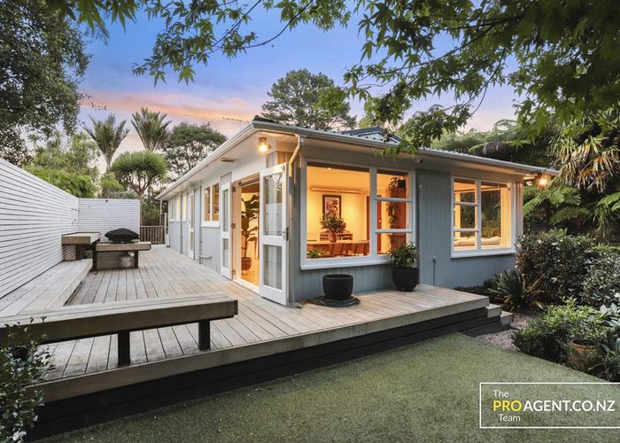  at 146 Woodlands Park Road, Titirangi, Auckland