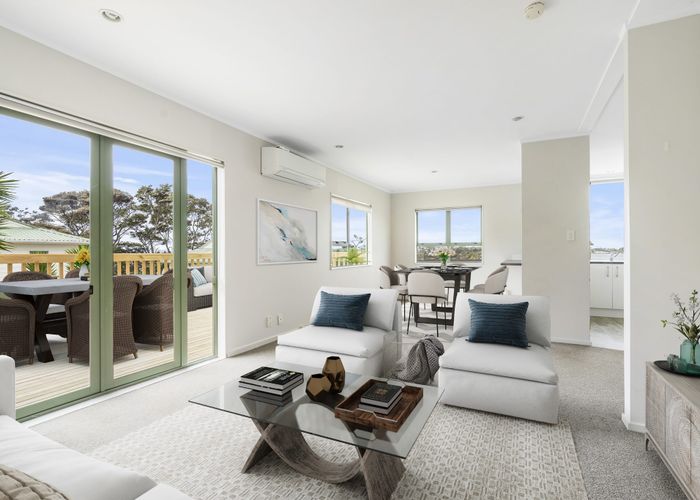  at 2/100 Manuka Road, Bayview, Auckland