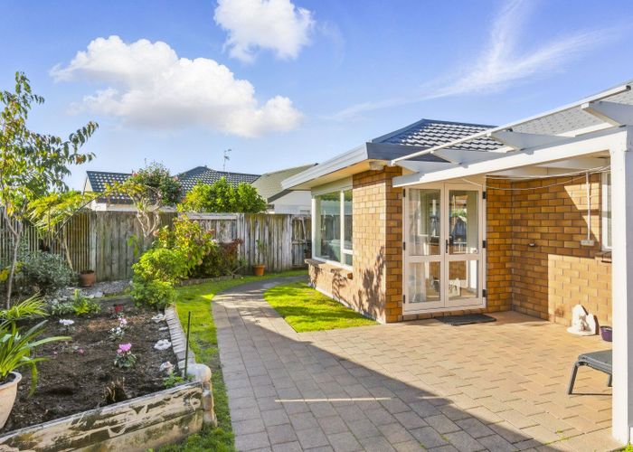  at 4 Monterosso Place, Paraparaumu Beach, Kapiti Coast, Wellington