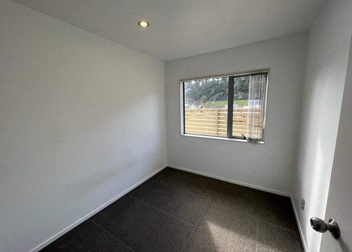  at 298 Birdwood Road, Massey, Auckland