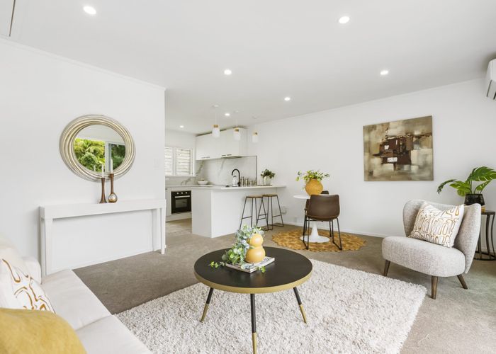  at 1/7 Dakota Avenue, Beach Haven, North Shore City, Auckland