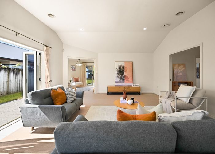  at 2 Roderick Place, Rototuna, Hamilton, Waikato