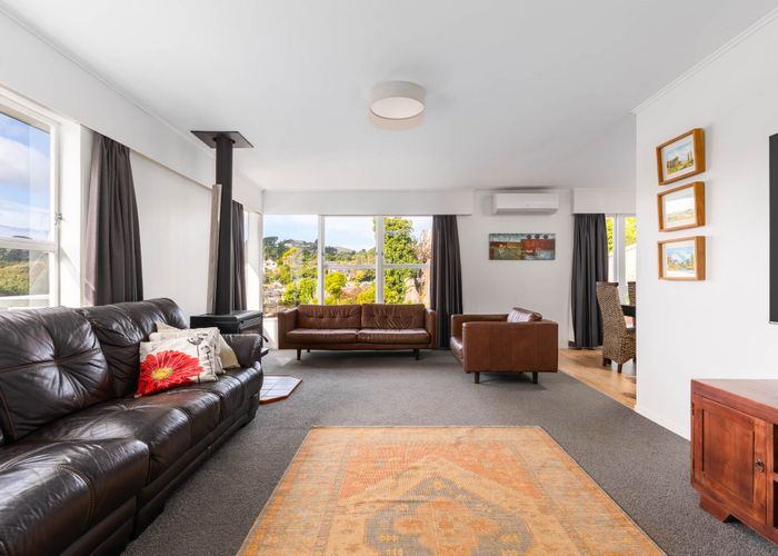  at 9 Dormar Place, Churton Park, Wellington