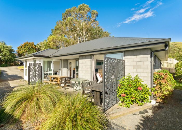  at 210 Waikite Road, Welcome Bay, Tauranga, Bay Of Plenty