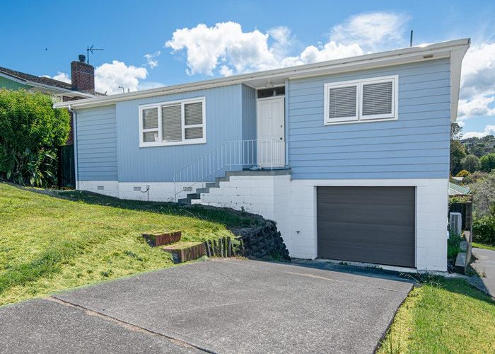  at 1/60 Marlborough Avenue, Glenfield, Auckland