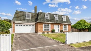  at 16 Byrd Street, Levin, Levin