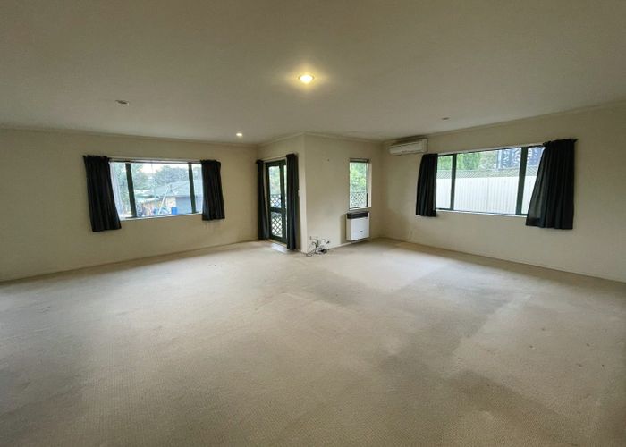  at 1 Sunvista Avenue, Oteha, Auckland