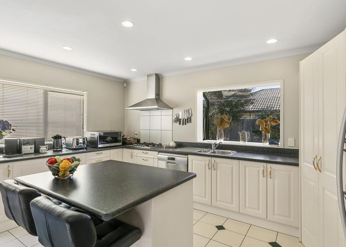  at 10 Riverstone Drive, Riverstone Terraces, Upper Hutt
