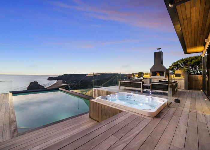  at 81/81 Piha Road, Piha, Auckland