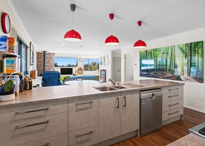  at 30 Mountain View Drive, Manakau, Otaki