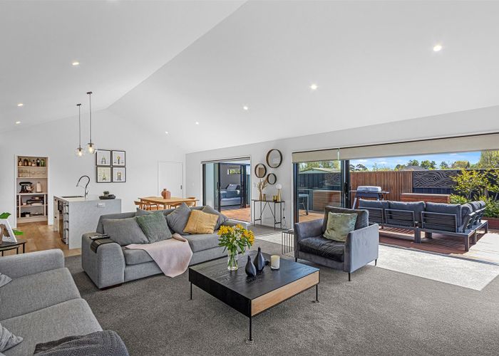  at 6 Kirby Lane, Casebrook, Christchurch