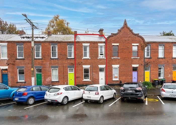  at 72 Dundas Street, North Dunedin, Dunedin