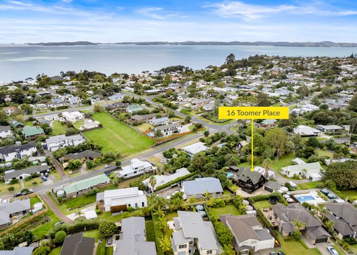  at 16 Toomer Place, Beachlands, Auckland