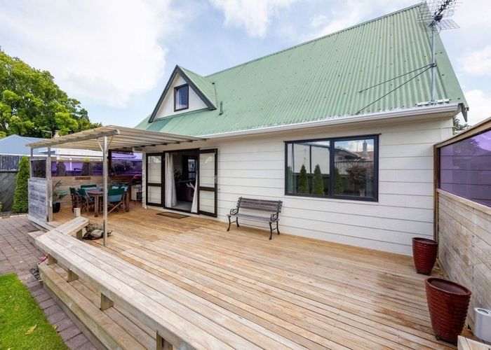  at 19A James Street, Hamilton East, Hamilton