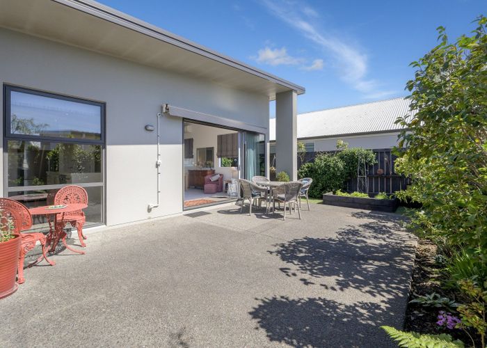  at 2 Jacob Street, Brookfield, Tauranga, Bay Of Plenty