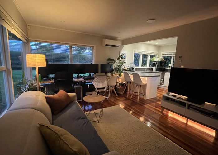  at 1/13 Otakau Road, Milford, North Shore City, Auckland