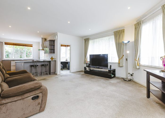 For sale 9 Kingsgate Place, Dannemora, Manukau City, Auckland homes