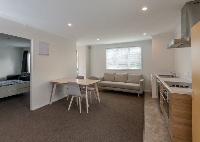  at 4/9 Hibiscus Avenue (Room A), Hamilton Lake, Hamilton, Waikato