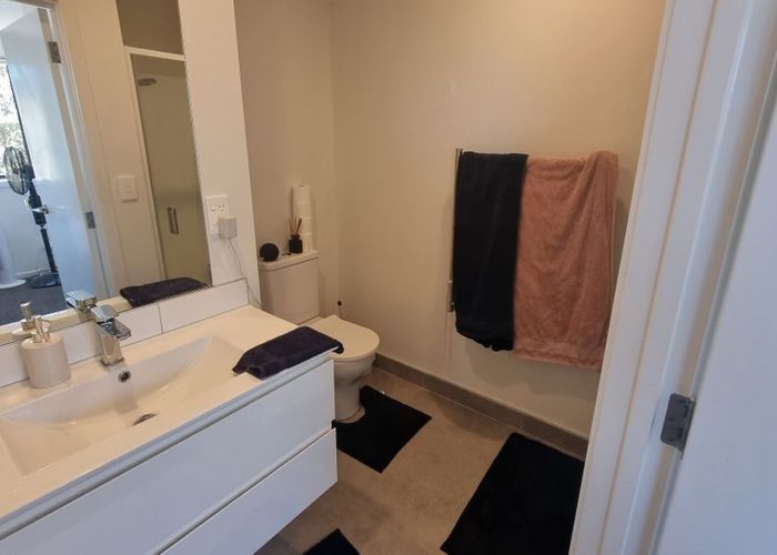  at 14/3234 Great North Road, New Lynn, Waitakere City, Auckland