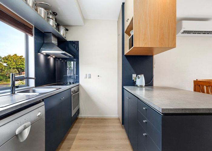  at 6 Haven Drive, East Tamaki, Auckland