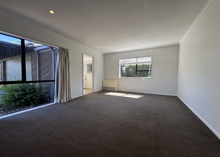  at 129 Winters Rd, Redwood, Christchurch City, Canterbury