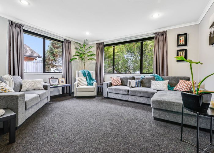  at 12 Innswood Place, Rototuna North, Hamilton